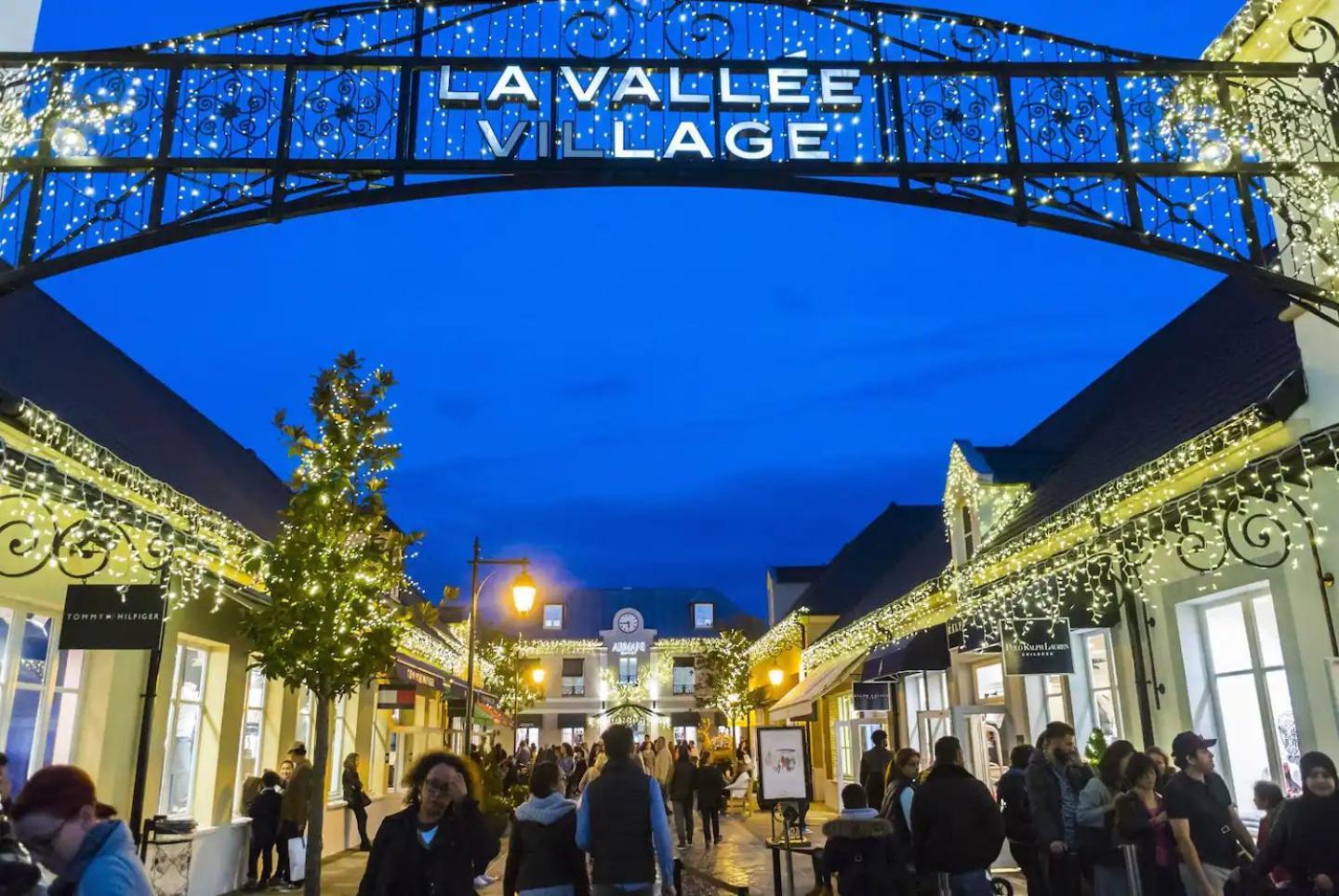 Magic - Disneyland Paris Shopping Village 9 Minutes Chessy (Seine-et-Marne)